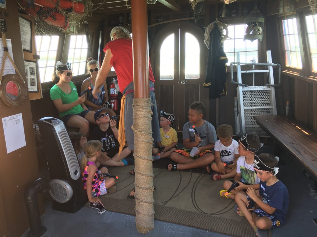 inside pirate ship cabin pirate royal conquest