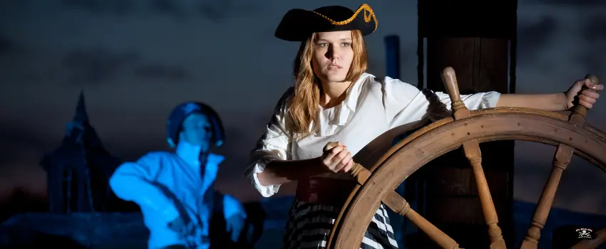 SST-Pirate woman on boat